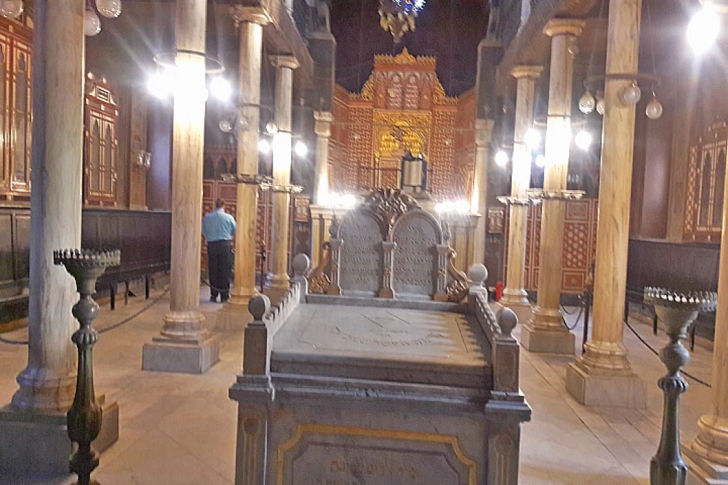 travel to Temple Ben Ezra in cairo
